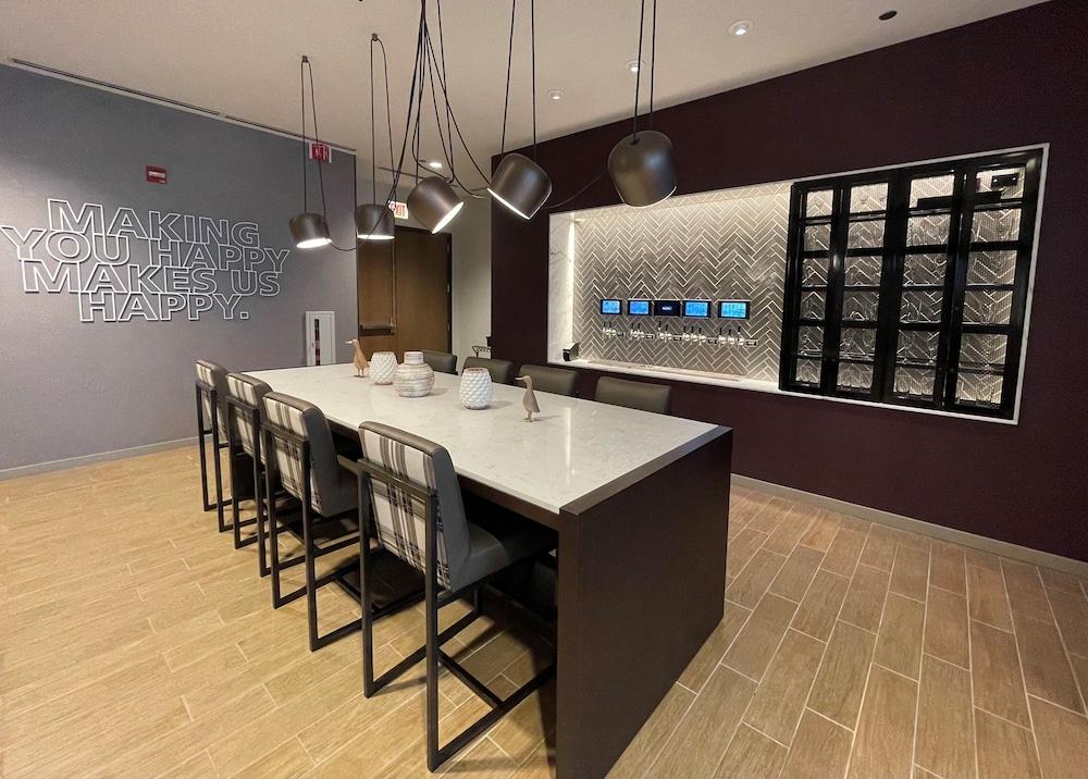 Homewood Suites By Hilton Chicago West Loop Fulton Mkt Area Bagian luar foto
