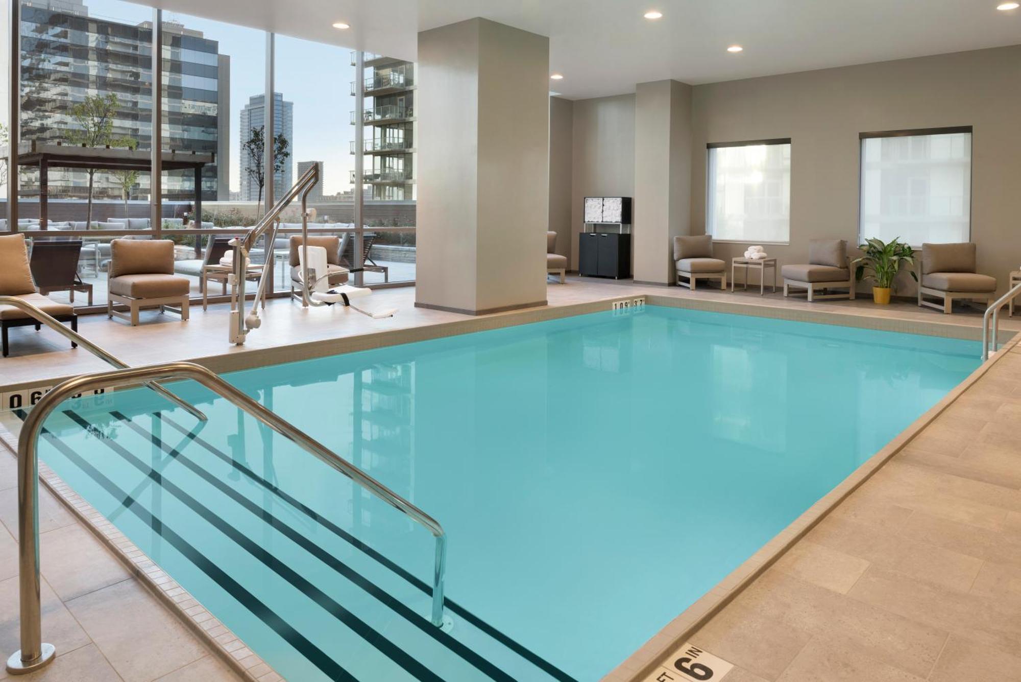 Homewood Suites By Hilton Chicago West Loop Fulton Mkt Area Bagian luar foto